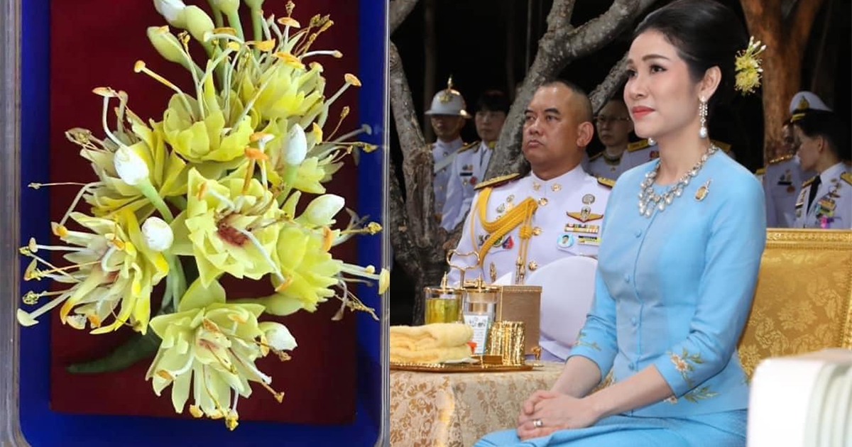เจ้าคุณพระสินีนาฏ ทัดดอกเกดประดับผม